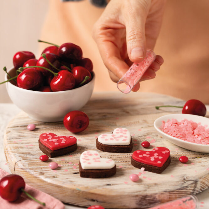 DecoraEdible Hearts - Love, DecoraReady-to-use solutions, Food, News ...